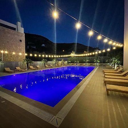 Hotel Qeparo Ngoại thất bức ảnh