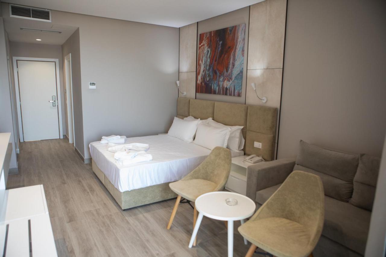 Hotel Qeparo Ngoại thất bức ảnh