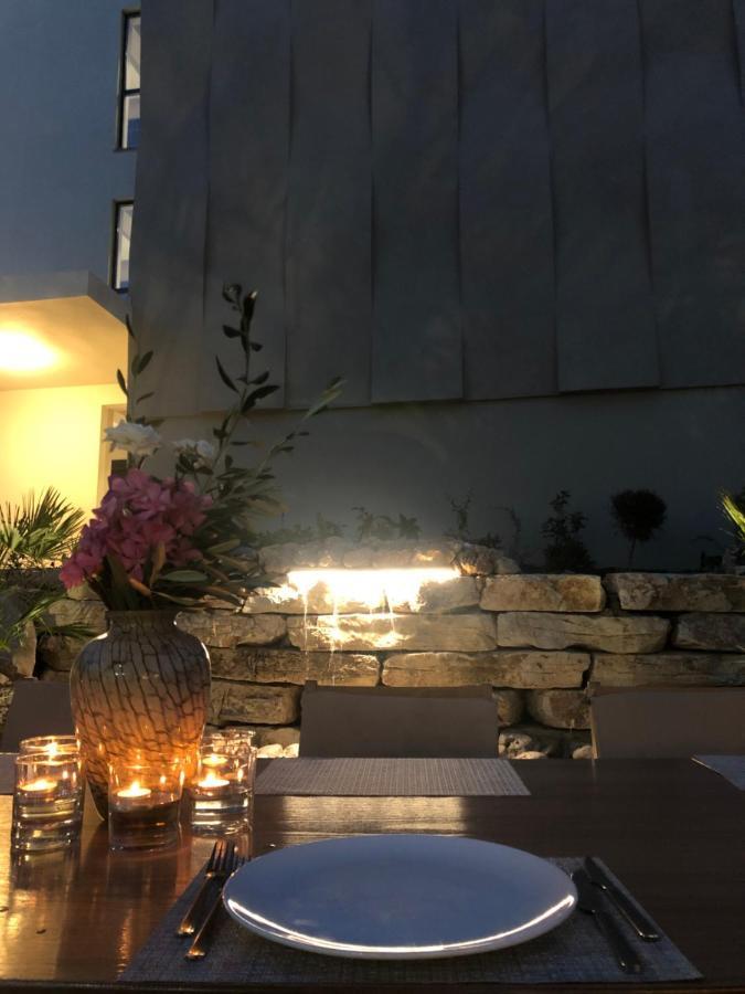 Hotel Qeparo Ngoại thất bức ảnh